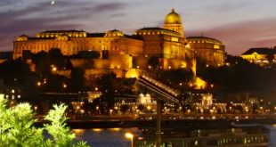Buda Castle Night Boat on Danube Budapest Tickets
