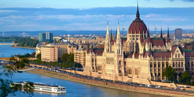 Budapest Danube Lunch Boat Tours & Tickets