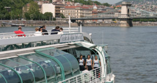 Budapest Danube Boat Tours Morning Afternoon Tickets