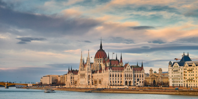 Hungarian Parliament Peter Horenský photpgraphy