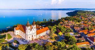 Lake Balaton Hungary - Budapest Day Trip Tihany Peninsula Bus Walking Tour